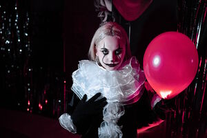 Фотография перформанса Цирк. Последнее шоу от компании Art Quest (Фото 1)