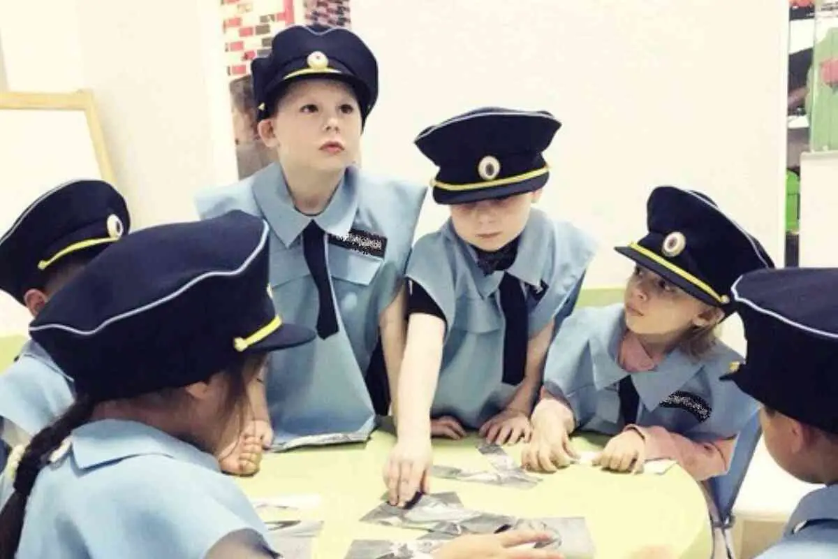 Откройте двери в мир квестов!